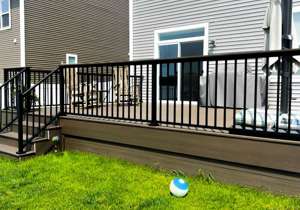 Stunning Deck with Elegant Railing